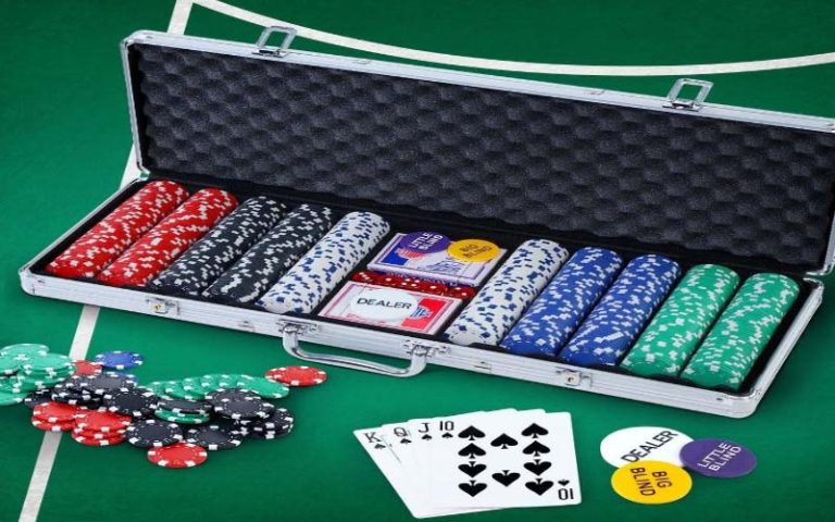 Unleash Fun: The Ultimate Poker Set for Game Night!